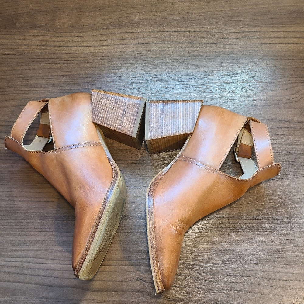 FREE PEOPLE Brady Buckle Shoe Booties Cognac Size 8 EU 38 - Picture 6 of 9